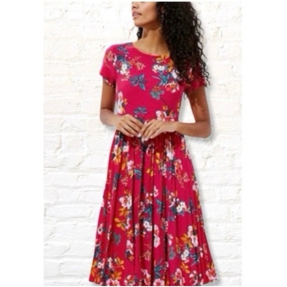 LOFT Dresses & Skirts - Loft Pleated Floral Midi‎ Dress